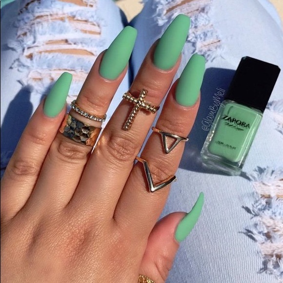 Meet your Posher, Stephanie - Picture 1 of 1